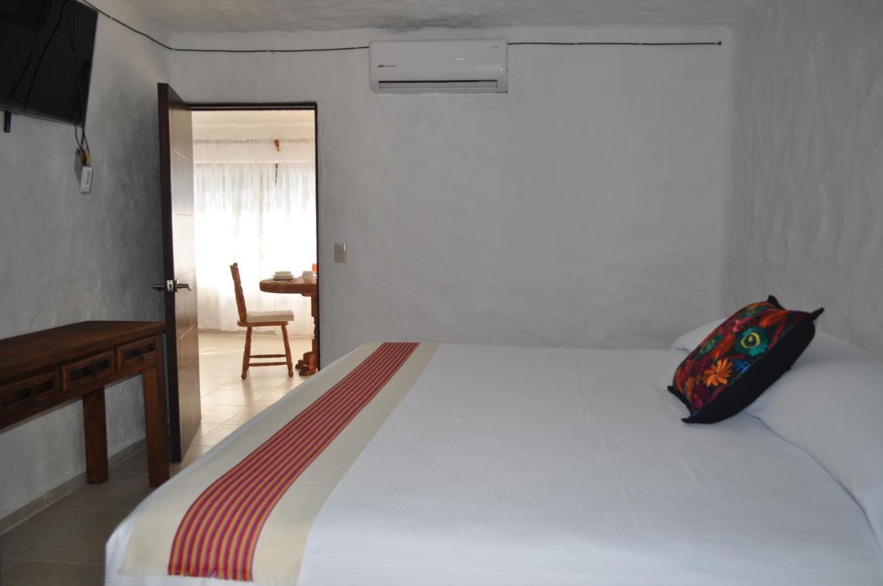 Petit Hotel Pilitas (Adults Only) Puerto Vallarta Exteriér fotografie